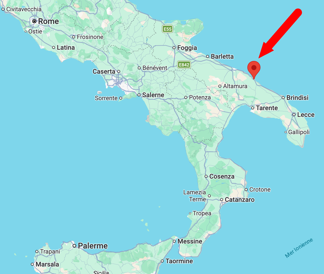 Une carte de Monopoli dans les Pouilles.